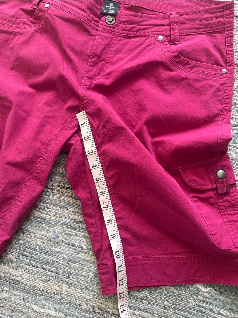 KUHL Women’s Cargo Shorts NWOT - Picture 2 of 5